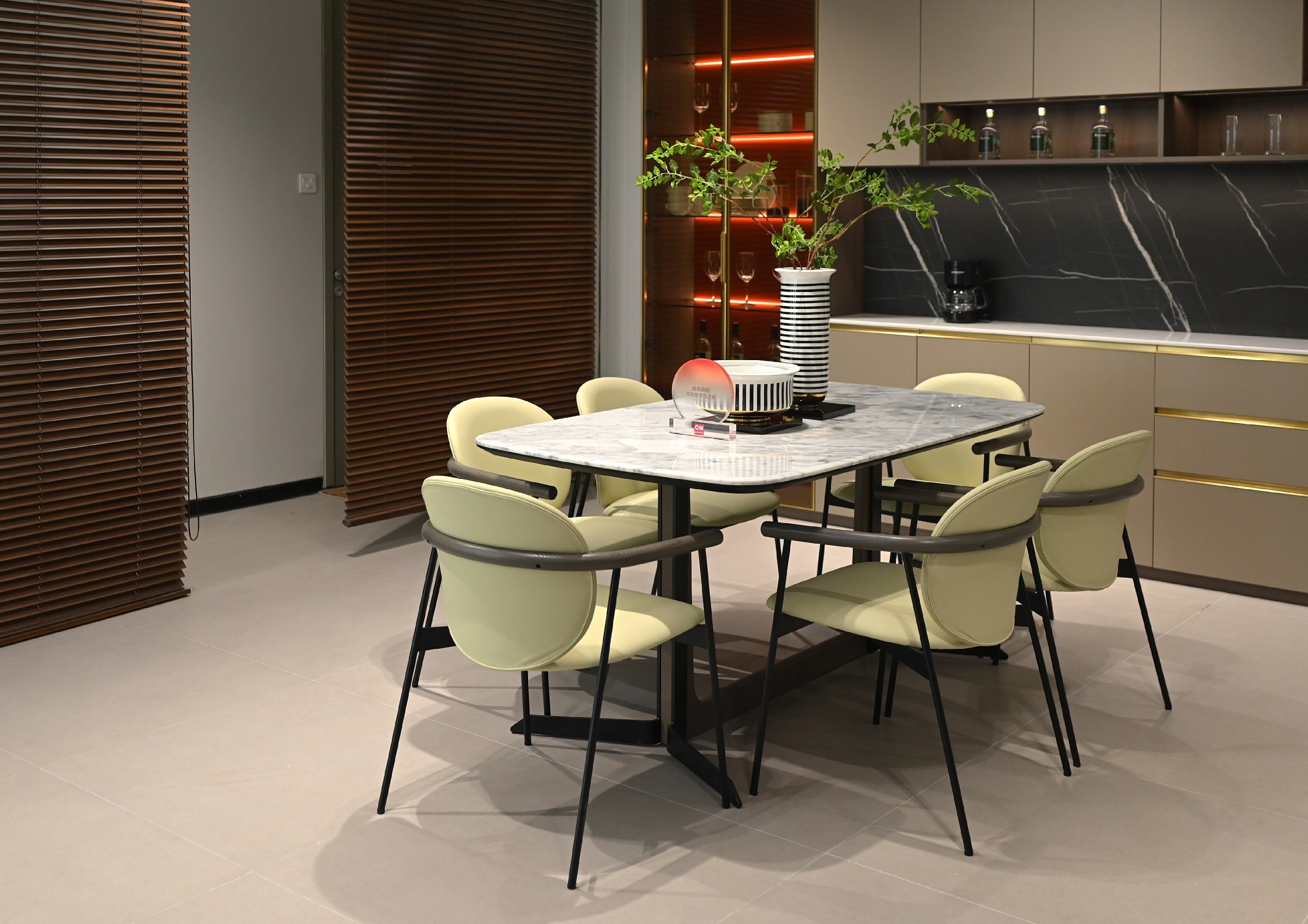 红桃影视六空一店